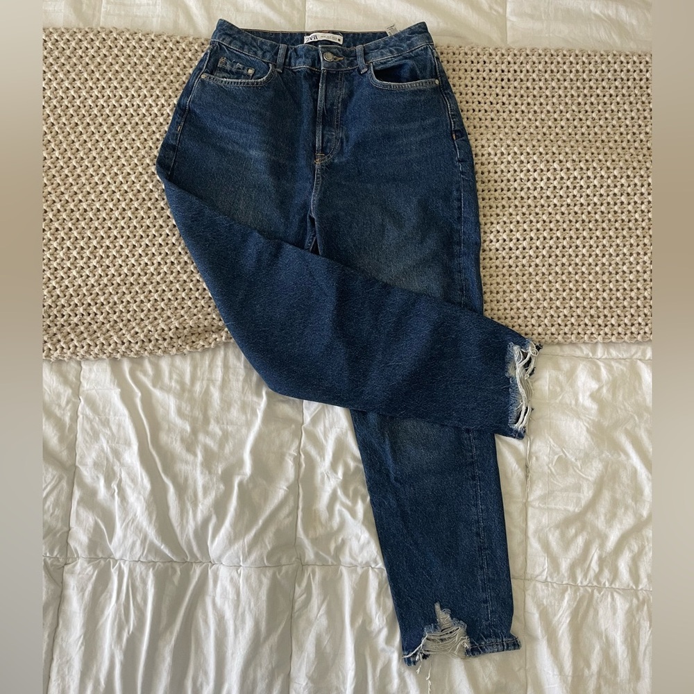 Zara High Waisted Mom Jeans With Split Frayed Raw Hem